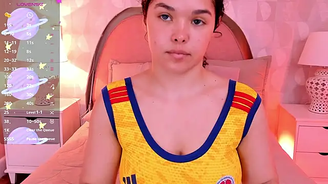Snapshot of angeline_teen chatting on June 2026 12:25:01 PM angeline teen online show from June 2026 12:25:01 PM