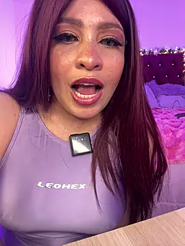 Snapshot of Colors-xx chatting on February 2026 01:10:02 AM Colors-xx online show from February 2026 01:10:02 AM