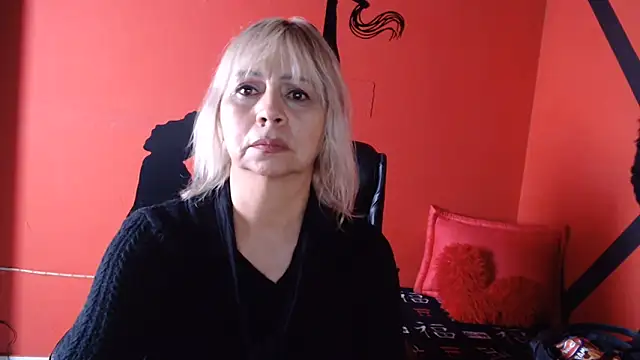 Snapshot of KLOE_PIELL chatting on June 2026 08:34:01 PM KLOE PIELL online show from June 2026 08:34:01 PM