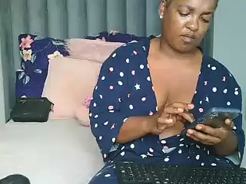 Amberbela online show from February 2025 10:58:02 AM