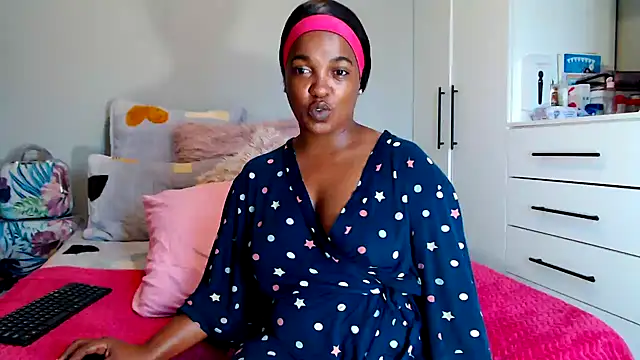 Amberbela online show from October 2025 11:19:01 AM