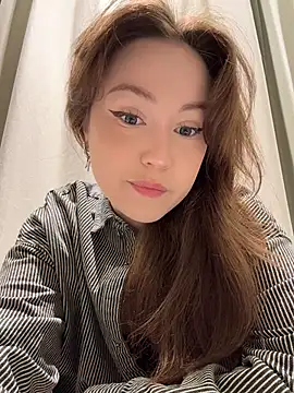 Peachy Dream online show from November 2025 04:39:02 PM