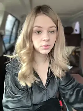 Love Bri online show from February 2025 07:44:02 AM