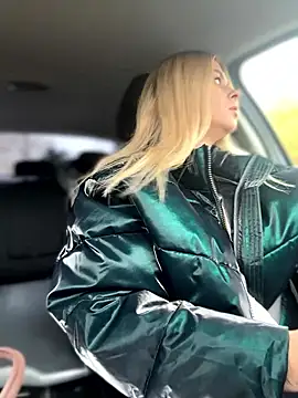 Love Bri online show from October 2025 10:03:02 AM