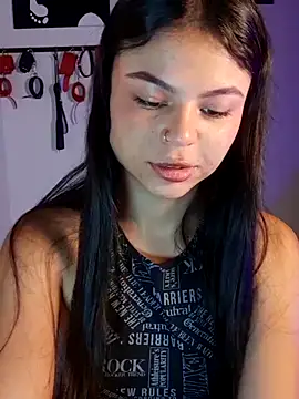 Snapshot of Cleo_hills chatting on May 2026 02:47:02 PM Cleo hills online show from May 2026 02:47:02 PM