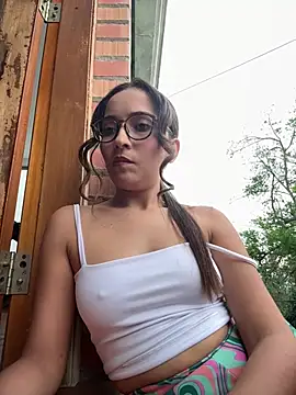 Penelope-Hot online show from March 2026 09:04:02 PM