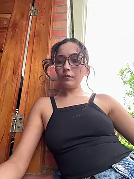 Snapshot of Penelope-Hot chatting on May 2026 08:17:01 PM Penelope-Hot online show from May 2026 08:17:01 PM