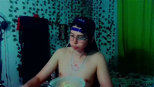 Snapshot of Andy_gray chatting on September 2025 10:54:01 PM Andy gray online show from September 2025 10:54:01 PM