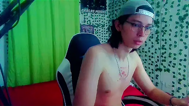 Snapshot of Andy_gray chatting on September 2025 04:34:01 PM Andy gray online show from September 2025 04:34:01 PM