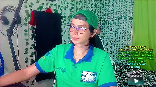 Snapshot of Andy_gray chatting on October 2025 12:36:02 PM Andy gray online show from October 2025 12:36:02 PM