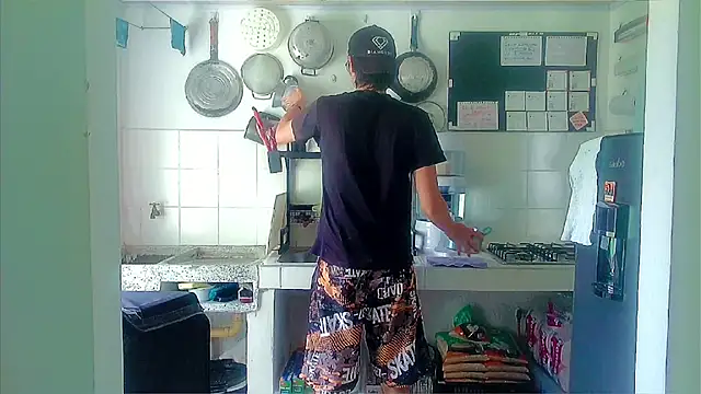 Snapshot of Andy_gray chatting on October 2025 04:07:02 PM Andy gray online show from October 2025 04:07:02 PM