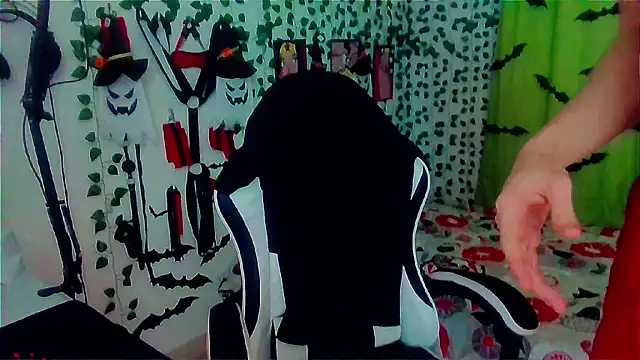 Snapshot of Andy_gray chatting on November 2025 01:22:02 PM Andy gray online show from November 2025 01:22:02 PM