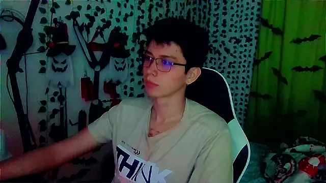 Snapshot of Andy_gray chatting on November 2025 12:34:01 PM Andy gray online show from November 2025 12:34:01 PM