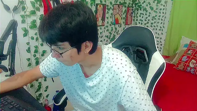 Snapshot of Andy_gray chatting on January 2026 01:15:01 PM Andy gray online show from January 2026 01:15:01 PM