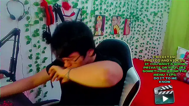 Snapshot of Andy_gray chatting on January 2026 11:14:02 AM Andy gray online show from January 2026 11:14:02 AM