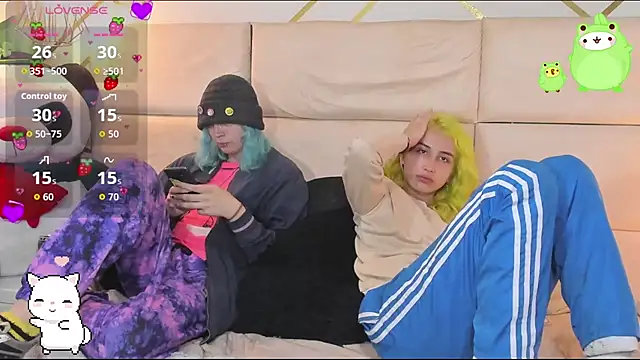 Snapshot of -kisa_ chatting on October 2025 02:01:02 AM -kisa online show from October 2025 02:01:02 AM