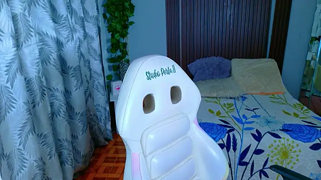brithany smiith  online show from May 2026 02:02:01 PM