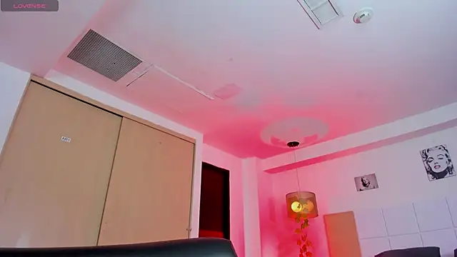 NathalyDaniels online show from February 2025 06:12:01 PM