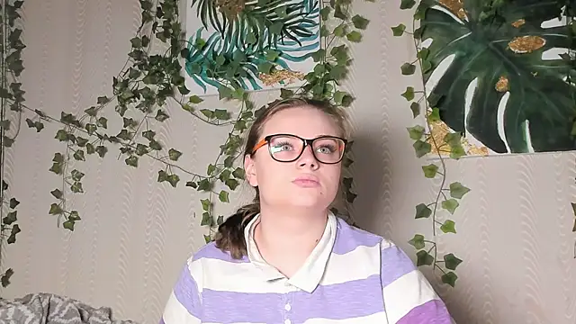 Seductive She Wolf online show from November 2025 03:24:01 PM