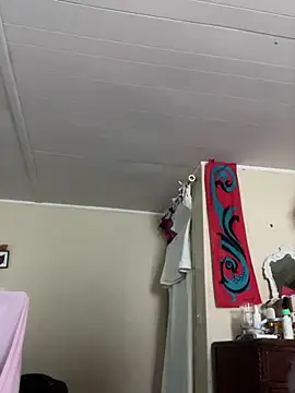 KatieBARBiE98 online show from March 2026 05:31:01 PM