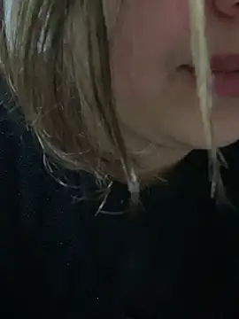 yassminsexy22 online show from March 2026 12:28:02 AM