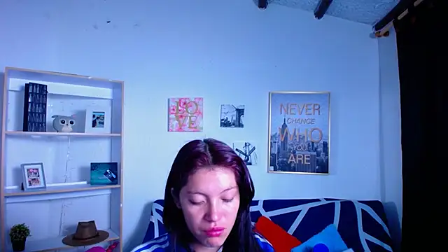 Snapshot of Sian__1 chatting on December 2024 12:44:01 PM Sian 1 online show from December 2024 12:44:01 PM