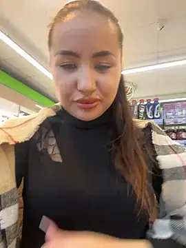 Snapshot of beautydiamond chatting on January 2025 07:14:02 AM beautydiamond online show from January 2025 07:14:02 AM