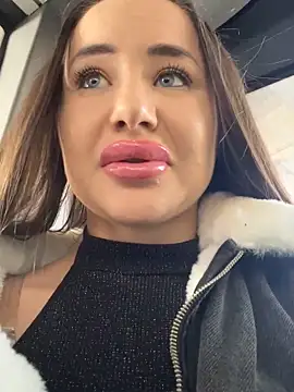 Snapshot of beautydiamond chatting on February 2025 10:07:01 AM beautydiamond online show from February 2025 10:07:01 AM