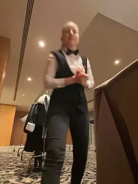 Snapshot of beautydiamond chatting on February 2025 04:45:02 PM beautydiamond online show from February 2025 04:45:02 PM