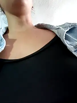 Bonny Klote online show from February 2025 05:06:01 PM