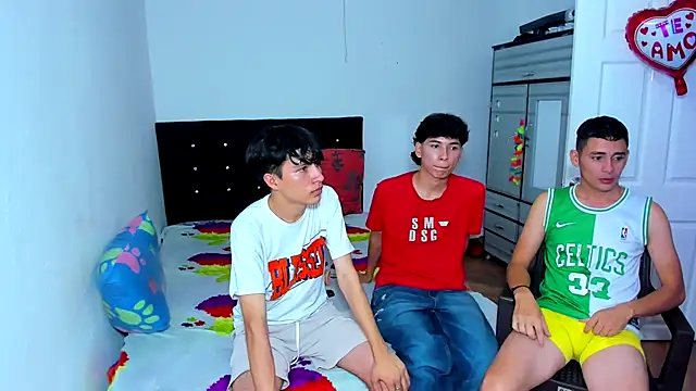 Alexander and Xiao online show from February 2025 09:59:01 PM