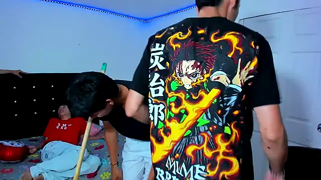 Alexander and Xiao online show from March 2025 09:59:02 PM