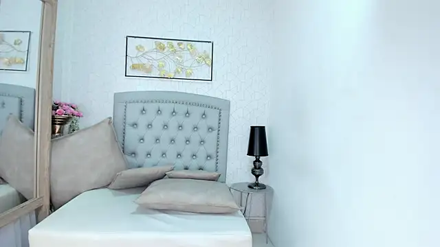 Snapshot of Katalella_murillo chatting on December 2024 10:56:02 AM Katalella murillo online show from December 2024 10:56:02 AM