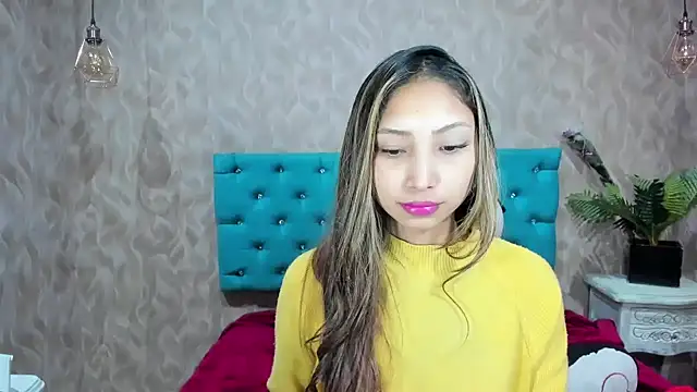 MadelineDoll online show from September 2025 11:13:02 AM