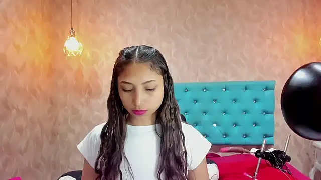 MadelineDoll online show from March 2026 05:11:01 AM