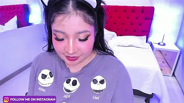 Emma monserrat online show from March 2025 02:10:01 AM