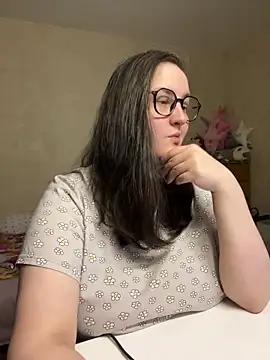 hungry1bunny online show from December 2024 09:26:02 PM