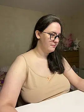 hungry1bunny online show from January 2025 05:31:01 PM