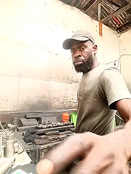 Yairelnegro online show from November 2025 07:57:01 PM