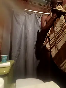 Yairelnegro online show from May 2026 02:28:01 AM