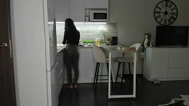 nilliluv online show from February 2026 01:37:02 PM