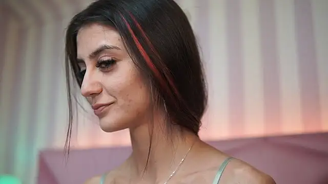 Snapshot of SabrinaHope chatting on February 2025 07:49:02 PM SabrinaHope online show from February 2025 07:49:02 PM