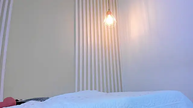 annawelk  online show from February 2025 03:38:02 PM