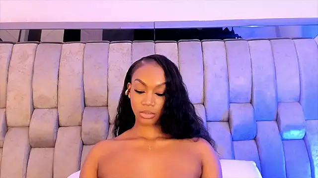 ChaynnaCooper online show from January 2025 05:51:01 PM