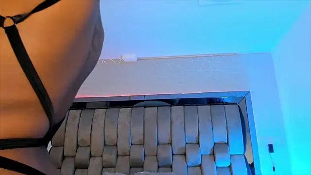 ChaynnaCooper online show from February 2025 12:12:01 PM