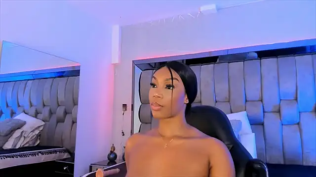 ChaynnaCooper online show from February 2025 02:55:02 PM