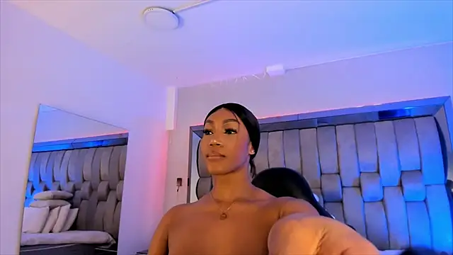 ChaynnaCooper online show from February 2025 05:46:02 PM