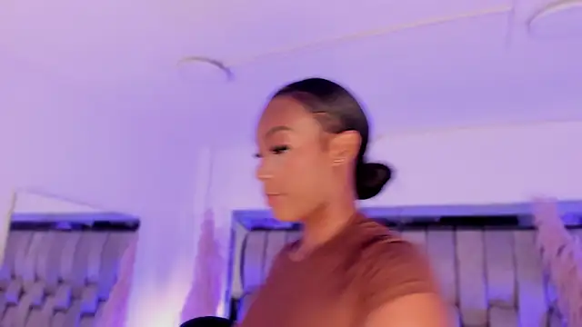 ChaynnaCooper online show from February 2026 04:52:01 AM