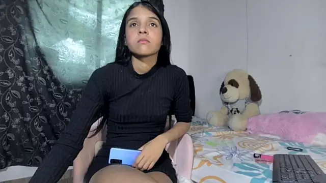 Snapshot of Michi_sexy chatting on March 2026 02:11:02 PM Michi sexy online show from March 2026 02:11:02 PM