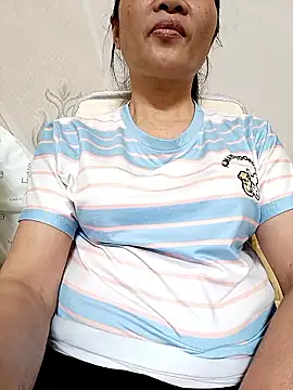 Snapshot of Lovepussyhair chatting on January 2026 01:29:01 AM Lovepussyhair online show from January 2026 01:29:01 AM